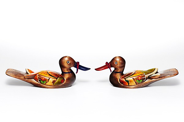 포토 JPG 스튜디오촬영 동물 한국문화 한국전통 전통 전통문화 문화 한쌍 인형 조류 전통소품 한국 실내 누끼 사람없음 장식 두개 원앙 오브젝트 공예품 전통공예 목각인형 목공예 동물모양 민속공예 목각 국내포토 모양 동양문화 아시아 2 내부 공예 파일형식