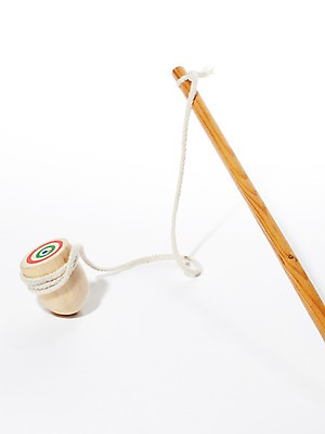 포토 JPG 스튜디오촬영 한국문화 한국전통 전통 전통문화 문화 줄 놀이 전통소품 한국 실내 누끼 사람없음 놀이용품 전통놀이 게임 끈 게임용품 오브젝트 공예품 팽이 팽이치기 민속공예 팽이채 국내포토 동양문화 아시아 내부 공예 파일형식