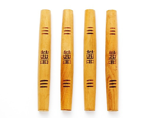 포토 JPG 스튜디오촬영 문자 한국문화 한국전통 전통 전통문화 문화 놀이 전통소품 한국 실내 누끼 사람없음 목재 하이앵글 놀이용품 전통놀이 한자 여러개 게임 게임용품 윷 윷놀이 오브젝트 일렬 국내포토 나무 동양문화 아시아 뷰포인트 다수 재료 내부 파일형식