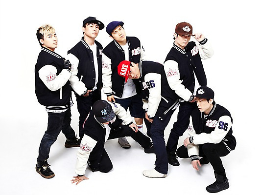 포토 JPG 스튜디오촬영 전신 모자 잡화 패션 남자 포즈 모션 실내 힙합 누끼 사람 동양인 손짓 여러명 20대 성인 청춘 댄서 한국인 춤 브레이크 비보이 힙합댄스 열정 남자만 성인남자만 청년만 청년남자만 성인만 국내포토 직업 감정 음악 다수 컨셉 문화예술 인종 청년 내부 파일형식