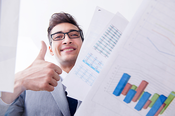 포토 JPG 해외이미지 행복 선 컨셉 돈 비즈니스 통계 성공 그래프 화살 사람없음 그래픽 금융 경제 판매 자료 거래 엄지손가락 성장 바 비즈니스맨 시장 주식 예측 종업원 중개인 상담 투자 이익 공유 보험 마케팅 분석가 수입 업그레이드 치유 투자자 회계사 해외202105 해외포토 직업 남자 감정 손가락 직장인 재산 파일형식