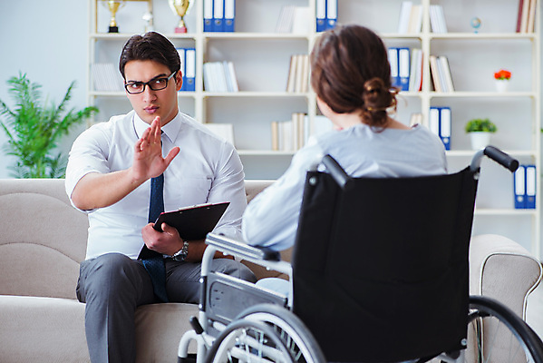 포토 JPG 해외이미지 의자 스트레스 대화 앉기 사람없음 약 듣기 모임 환자 의사 슬픔 바퀴 정지 장애인 휠체어 방문 문제 테라피 장애 그만 우울증 정신과 정신과의사 조언 치료사 치유 해외202105 카운슬러 해외포토 직업 감정 가구 의학 모션 병원 말하기 뷰티 의료진 질병 상담원 파일형식