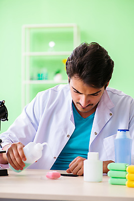 포토 JPG 해외이미지 현미경 실험 사람없음 거품 시험 욕실 의사 액체 실험실 붓기 씻기 빨래 생명공학 컨테이너 연구원 청소 중개인 세제 과학자 분석 확인 만들기 비누 유리그릇 튜브 해결 청소부 변기통 섞기 위생관리 화학물질 화학자 해외202105 해외포토 직업 그릇 교육 산업 과학 컨셉 가사 의학 모션 유리 실험기구 관리 위생용품 청결 의료진 화학 학자 파일형식