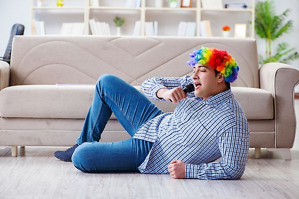 포토 JPG 해외이미지 라이프스타일 별 음악 노래 휴가 휴식 주택 취미 사람없음 10대 컬러풀 파티 콘서트 공연 연주자 음악가 방 가수 무대 광대 마이크 가발 클럽 디스코 오디오 연예인 대회 목소리 노래방 멜로디 뮤지컬 실행 팝 생존 해외202105 해외포토 자연요소 직업 컬러 음향기기 컨셉 청소년 문화예술 이벤트 건물 생활 전자제품 춤 파일형식