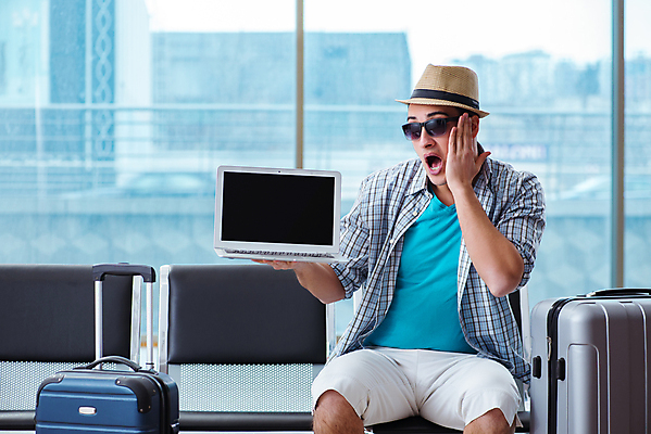 포토 JPG 해외이미지 여행 인터넷 가방 반바지 휴가 비행기 항해 사람없음 노트북 컴퓨터 여행객 스크린 여행가방 짐 작업 비즈니스맨 휴게실 기다림 공항 모험가 항공 출발 싱글 승객 온라인 예약 대패 떠남 수하물 원정 체크인 터미널 파나마 해외202105 해외포토 잡화 남자 컨셉 배_교통 비즈니스 바지 항공교통 교통시설 모션 대중교통 사람 전자제품 직장인 남아메리카 파일형식