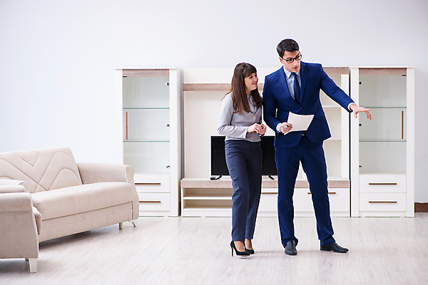 포토 JPG 해외이미지 비즈니스 새로움 아파트 주택 설명 사람없음 건물 판매 세일 상점 거래 가리킴 재산 플랫 구매 상담원 중개인 고객 계약 컨설턴트 상담 투자 보여주기 주인 보험 대여 대출 렌탈 부동산중개인 진짜 해외202105 해외포토 직업 건축물 컨셉 모션 부동산 손짓 금융 쇼핑 사무원 전문직 파일형식