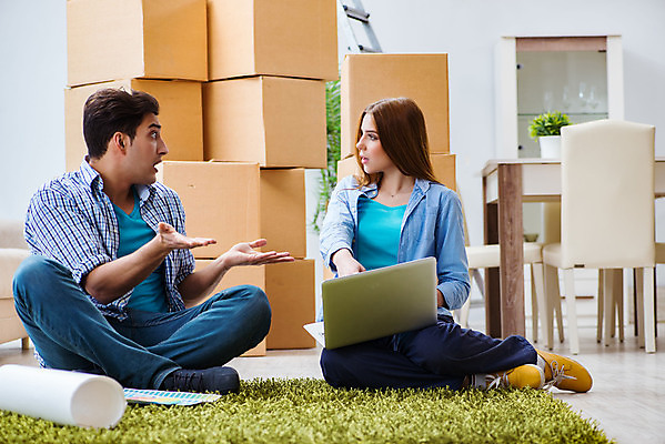 포토 JPG 해외이미지 디자인 커플 벽 결혼 2 사다리 가족 관계 모션 남편 설계 아파트 주택 사람없음 내부 장식 노트북 컴퓨터 상자 쌓기 방 아내 작업 플랫 수리 계획 그림 부활 온라인 청사진 DIY 짐싸기 꺼내기 말다툼 복원 리모델링 업그레이드 해외202105 해외포토 컨셉 이벤트 취미 건물 전자제품 도구 싸움 파일형식