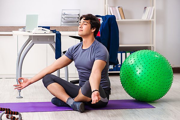 포토 JPG 해외이미지 모양 직업 선 스포츠 비즈니스 요가 공 휴식 노동자 직장 건강 스웨덴 연꽃 사람없음 사무실 운동 스트레칭 업무 비즈니스맨 종업원 집중 스위스 연습 명상 체육관 위치 체조 에어로빅 단절 보유 해외202105 해외포토 웰빙 남자 꽃 유럽 컨셉 회사 북유럽 춤 작업 직장인 파일형식