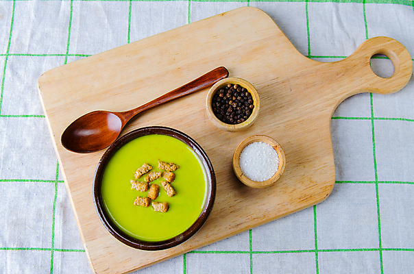 포토 JPG 해외이미지 접시 음식 빵 잎 다이어트 채소 재료 부분 탁자 양파 건강 마늘 요리 사람없음 초록색 식당 숟가락 식사 저녁식사 신선 뜨거움 사발 맛 수프 브로콜리 먹기 허브 크림 유기농 완두콩 시금치 점심식사 주키니 채식주의자 핸드메이드 비건 맛있는 해외202105 해외포토 식물 식기 웰빙 컬러 가구 컨셉 모션 콩 수저 상점 사기그릇 채식 파일형식