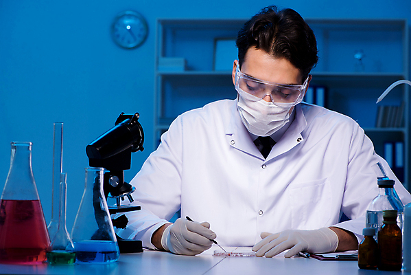 포토 JPG 해외이미지 학생 응시 과학 유리 건강 현미경 실험 가면 사람없음 약 의사 혈액 실험실 바이러스 보호 DNA 생명공학 연구원 과학자 분석 생물학 감염 미생물 암 박테리아 조제 화학물질 화학자 해외202105 해외포토 직업 시선 교육 컨셉 의학 재질 생물 실험기구 의료진 화학 질병 만들기 학자 파일형식