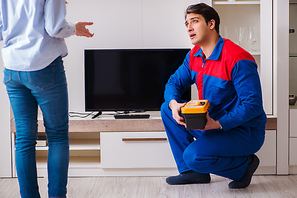 포토 JPG 해외이미지 직업 노동자 주택 설명 사람없음 디지털 스크린 텔레비전 기계 군인 장비 공구 업무 작업 기술자 엔지니어 수리 토론 확인 서비스 순환 전자 고정 유지 계약자 깨짐 설치 재주꾼 지원 해외202105 해외포토 컨셉 모션 건물 전자제품 도구 계약 국군 파일형식