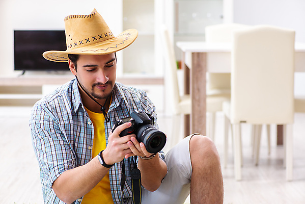 포토 JPG 해외이미지 학생 라이프스타일 행복 스포츠 여행 학교 휴가 항해 사람없음 야외 여행객 카메라 디지털 사진촬영 캠핑 하이킹 시험 사진사 준비 짐싸기 파나마 프리랜서 하이커 해외202105 해외포토 직업 교육 감정 배_교통 레저 사람 생활 전자제품 촬영 남아메리카 작가 파일형식