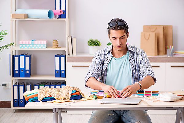 포토 JPG 해외이미지 모델 직업 디자인 드레스 옷 비즈니스 직장 정장 사람없음 학습 숫자 유행 기계 직물 작업 작업실 실 선택 마네킹 바느질 디자이너 자르기 고객 측정 테이프 수공예 계량기 재단 재단사 핸드메이드 연습생 해외202105 해외포토 문자 교육 컨셉 회사 모션 문구용품 공예 연습 파일형식