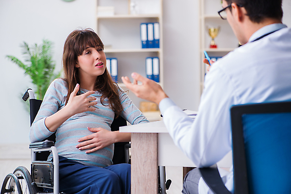 포토 JPG 해외이미지 여자 남자 행복 어린이 컨셉 청진기 엄마 건강 병원 설명 사람없음 치료 사무실 약 희망 임산부 임신 시험 환자 의사 아기 출산 확인 상담 태교 돌봄 해외202105 해외포토 교육 감정 비즈니스 의학 가족 의료기기 모션 사람 의료진 파일형식
