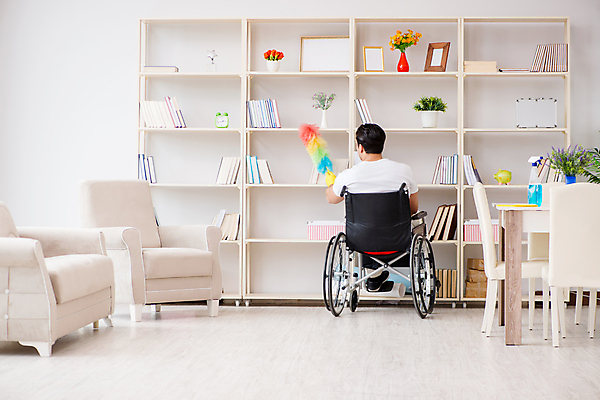 포토 JPG 해외이미지 가사 의자 노동자 바닥 아파트 주택 사람없음 청결 방 붓 업무 작업 바퀴 씻기 장애인 청소 깃털 서비스 휠체어 기회 먼지 닦기 세탁기 청소부 스펀지 장애 계약자 혼자 해외202105 해외포토 직업 가구 모션 건물 가전제품 위생 계약 파일형식