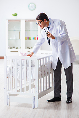 포토 JPG 해외이미지 직업 딸 행복 어린이 청진기 건강 병원 사람없음 치료 약 방 고통 시험 환자 의사 하트 침대 아기 맥박 질병 방문 돌봄 소아과의사 해외202105 해외포토 모양 교육 감정 가구 의학 가족 의료기기 모션 사람 의료진 파일형식