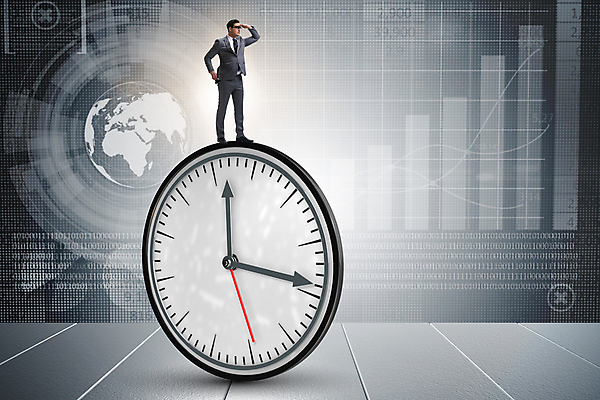 포토 JPG 해외이미지 직업 남자 시계 컨셉 비즈니스 노동자 스트레스 사람없음 달리기 긴급 시간 업무 비즈니스맨 좌절 예측 종업원 손목시계 경영자 약속 바쁨 공포 타이머 재촉 지연 경영 마감 분 선견지명 압력 카운트다운 실종 해외202105 해외포토 감정 장신구 모션 사람 작업 직장인 사건 리더 파일형식