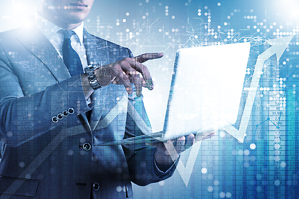 포토 JPG 해외이미지 선 돈 비즈니스 통계 그래프 미래 사람없음 그래픽 금융 경제 노트북 컴퓨터 판매 공책 자료 거래 성장 긴급 바 비즈니스맨 밀기 주식 예측 상인 방향 중개인 분석 속도 외화 투자 이익 업그레이드 치유 터치스크린 가상 해외202105 해외포토 직업 남자 컨셉 모션 문구용품 전자제품 직장인 재산 파일형식