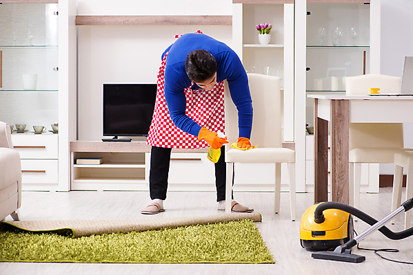 포토 JPG 해외이미지 직업 남자 가구 가사 가정 남편 노동자 바닥 주택 사람없음 일상 카펫 방 붓 업무 작업 씻기 빨래 빗자루 청소 서비스 바쁨 먼지 비누 분무기 닦기 세탁기 청소부 스펀지 가정부 계약자 진공 혼자 해외202105 해외포토 생활용품 모션 사람 건물 라이프 위생용품 청결 가전제품 청소도구 계약 파일형식