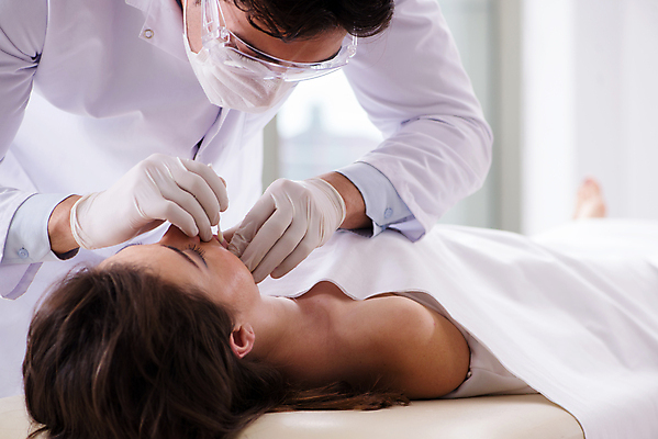 포토 JPG 해외이미지 여자 장갑 신체 병원 가면 사람없음 약 시험 의사 덮개 죽음 범죄 경찰 보호 사건 신분 시트 탐정 살인 시체 피해자 해외202105 해외포토 직업 잡화 교육 컨셉 의학 사람 피해 의료진 뚜껑 파일형식