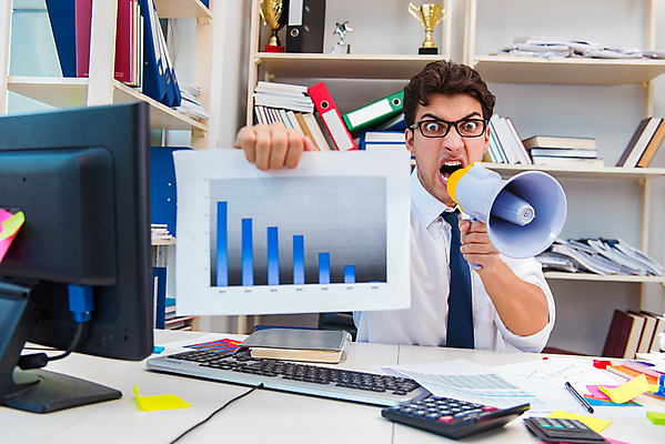 포토 JPG 해외이미지 비즈니스 설계 노동자 스트레스 뿔 사람없음 컴퓨터 사무실 쌓기 확성기 외침 분노 업무 작업 바 비즈니스맨 뉴스 좌절 책상 보고서 바쁨 폴더 공포 업무과다 시끄러움 바인더 야근 마감 헬프 실종 해외202105 해외포토 직업 남자 감정 가구 컨셉 모션 전자제품 사무용품 소리 도움 직장인 사건 파일 파일형식