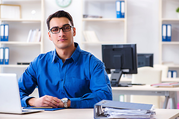 포토 JPG 해외이미지 직업 학생 여유 회사 비즈니스 사업가 성공 노동자 직장 앉기 정장 사람없음 금융 노트북 컴퓨터 사무실 공책 업무 작업 비즈니스맨 자신감 대표 종업원 스마트 책상 보고서 경영자 문서 바쁨 온라인 경영 정중 회계사 스타일 해외202105 해외포토 옷 남자 감정 가구 컨셉 모션 문구용품 경제 전자제품 직장인 리더 파일형식
