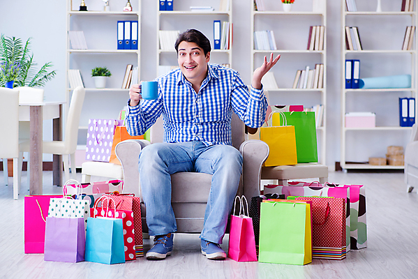 포토 JPG 해외이미지 계절 행복 커피 음료 크리스마스 가방 휴가 새로움 주택 선물 사람없음 선물상자 쇼핑 상자 파티 세일 상점 놀람 펼침 마시기 축하 생일 시장 구매 연도 아래 고객 흥분 소매 슈퍼마켓 쇼퍼홀릭 체크아웃 해외202105 해외포토 잡화 기념일 감정 컨셉 모션 표정 이벤트 건물 방향 위치 파일형식