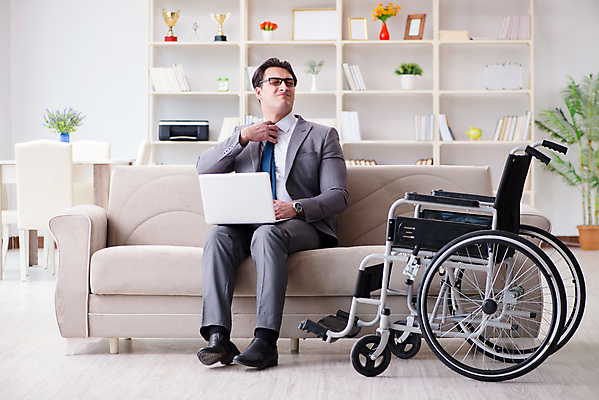 포토 JPG 해외이미지 직업 의자 비즈니스 노동자 주택 건강 피곤 사람없음 노트북 컴퓨터 환자 업무 작업 비즈니스맨 바퀴 좌절 장애인 종업원 휠체어 경영자 기회 멀리 온라인 장애 경영 치유 프리랜서 해외202105 해외포토 남자 감정 가구 컨셉 의학 건물 전자제품 직장인 리더 파일형식