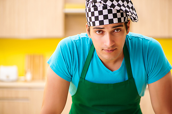 포토 JPG 해외이미지 직업 라이프스타일 그릇 접시 음식 포즈 유니폼 생각 채소 비즈니스 탁자 아침 남편 주택 실내 건강 요리 서기 사람없음 내부 주방 식당 요리사 식사 저녁식사 앞치마 샐러드 최고 칼 아침식사 준비 싱글 점심식사 혼자 해외202105 해외포토 주간 식기 옷 가구 모션 건물 생활 상점 파일형식