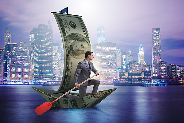 포토 JPG 해외이미지 종이 바다 여행 컨셉 지폐 돈 요트 비즈니스 교통시설 항해 사람없음 물 금융 경제 세일 달러 비즈니스맨 절약 보트 재산 함선 외화 투자 문제 이익 계산서 파산 대출 빚 관심 뗏목 세금 수입 예산 위기 트러블 해외202105 해외포토 자연요소 남자 교통수단 교통 배_교통 직장인 시설 파일형식