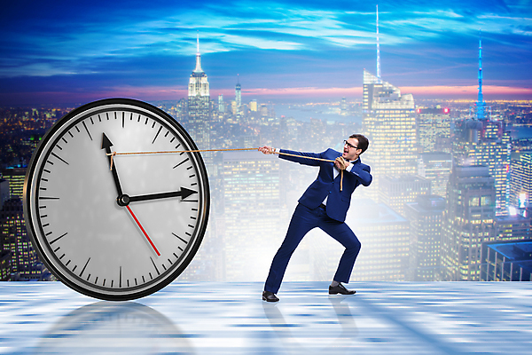 포토 JPG 해외이미지 남자 밧줄 시계 비즈니스 노동자 스트레스 사람없음 달리기 긴급 시간 업무 비즈니스맨 당기기 좌절 종업원 손목시계 경영자 약속 전쟁 바쁨 공포 타이머 재촉 지연 경영 마감 분 압력 죄수 카운트다운 피해자 실종 해외202105 해외포토 직업 감정 줄 컨셉 장신구 모션 사람 피해 작업 직장인 사건 리더 파일형식