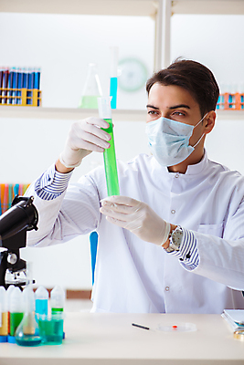 포토 JPG 해외이미지 학생 과학 유리 건강 현미경 실험 사람없음 약 장비 의사 액체 실험실 바이러스 보호 생명공학 연구원 과학자 플라스크 분석 생물학 비커 미생물 유리그릇 튜브 박테리아 발견 조제 화학물질 화학자 해외202105 해외포토 직업 그릇 교육 컨셉 의학 재질 생물 실험기구 의료진 화학 만들기 학자 파일형식