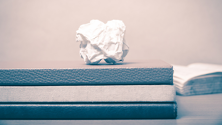 포토 JPG 해외이미지 종이 공 탁자 추상 사람없음 목재 책 사무실 쪽지 공책 재활용 수확 골동품 쓰레기통 오픈 주름 역사 좌절 도서관 쓰레기 폐기물 수집 질감 문서 페이지 시트 낭비 구김 그런지 옛날 원고 중고 폐휴지 해외202004 해외202105 해외포토 나무 교육 감정 가구 컨셉 무늬 농업 비즈니스 재료 모션 문구용품 화장지 친환경 파일형식