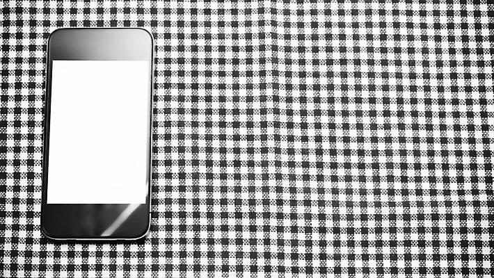 포토 JPG 해외이미지 디자인 백그라운드 패턴 통신 표면 모바일 추상 사람없음 스마트폰 핸드폰 수건 소풍 디지털 주방 스크린 검은색 저녁식사 공백 장비 터치 식탁보 흰색 직물 면 아침식사 담요 무선전화기 전화기 스마트 오브젝트 질감 체크무늬 전자 고립 깅엄 터치스크린 해외202004 해외202105 해외포토 컬러 컨셉 무늬 전자제품 스마트기기 위생용품 야외활동 식사 파일형식