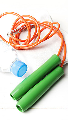 포토 JPG 해외이미지 라이프스타일 옷 음악 스포츠 이어폰 백그라운드 운동화 신발 컨셉 모바일 기술 건강 사람없음 목재 스마트폰 핸드폰 운동복 수건 달리기 조깅 운동 우주 스크린 스마트 손목시계 연습 체육관 트레이너 웨어러블 해외202004 해외202105 해외포토 나무 시계 음향기기 재료 장신구 모션 문화예술 생활 전자제품 스마트기기 위생용품 헬스 파일형식