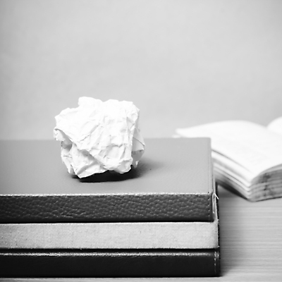 포토 JPG 해외이미지 종이 공 탁자 추상 사람없음 목재 책 사무실 쪽지 공책 재활용 수확 골동품 쓰레기통 오픈 주름 역사 좌절 도서관 쓰레기 폐기물 수집 질감 문서 페이지 시트 낭비 구김 그런지 옛날 원고 중고 폐휴지 해외202004 해외202105 해외포토 나무 교육 감정 가구 컨셉 무늬 농업 비즈니스 재료 모션 문구용품 화장지 친환경 파일형식