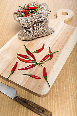 포토 JPG 해외이미지 음식 백그라운드 채소 자연 고추 탁자 피망 파프리카 요리 사람없음 목재 빨간색 신선 뜨거움 그룹 향신료 유기농 매움 후추 숙성 채식주의자 해외202004 해외202105 해외포토 나무 웰빙 컬러 가구 재료 맛 생태계 채식 향미료 파일형식