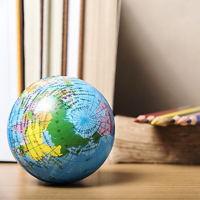 포토 JPG 해외이미지 디자인 교육 문화 지구 여행 백그라운드 컨셉 지도 비즈니스 공 학교 자연 사람없음 책 초록색 파란색 학습 스터디 세계 글로벌 독서 지구본 쌓기 우주 환경 자료 행성 흰색 역사 크리스탈 문학 발견 고립 생태학 여의주 지리 핸드메이드 해외202004 해외202105 해외포토 컬러 모션 광석 생태계 파일형식