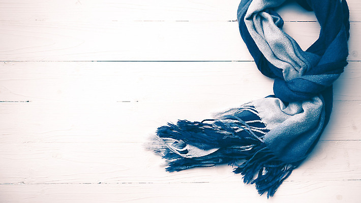 포토 JPG 해외이미지 드레스 옷 여자 백그라운드 겨울 패턴 바람 따뜻함 사람없음 파란색 빛 유행 목도리 가을 흰색 직물 면 우아함 실크 천 질감 부드러움 양모 고립 앞머리 해외202004 해외202105 해외포토 자연요소 헤어스타일 잡화 계절 컬러 컨셉 무늬 날씨 사람 감각 파일형식