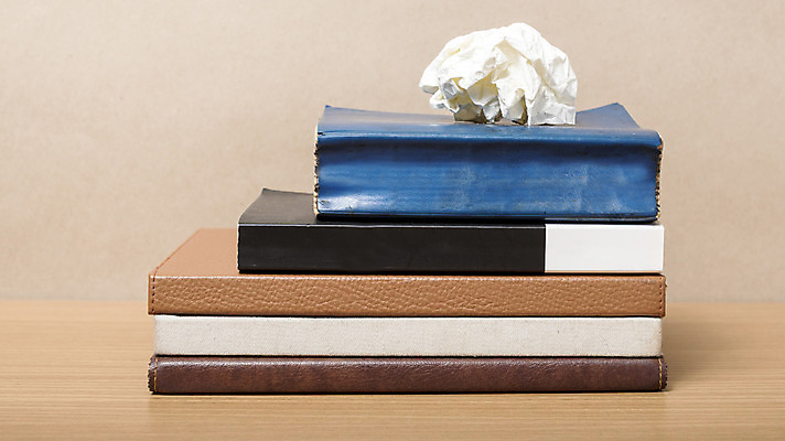 포토 JPG 해외이미지 종이 공 탁자 추상 사람없음 목재 책 사무실 쪽지 공책 재활용 수확 골동품 쓰레기통 오픈 주름 역사 좌절 도서관 쓰레기 폐기물 수집 질감 문서 페이지 시트 낭비 구김 그런지 옛날 원고 중고 폐휴지 해외202004 해외202105 해외포토 나무 교육 감정 가구 컨셉 무늬 농업 비즈니스 재료 모션 문구용품 화장지 친환경 파일형식