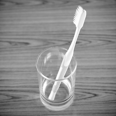 포토 JPG 해외이미지 유리 아침 건강 사람없음 약 목욕 장비 욕실 신선 붓 입 투명 치아 보호 빨래 칫솔 플라스틱 순수 오브젝트 치과의사 부드러움 돌봄 변기통 위생관리 해외202004 해외202105 해외포토 주간 컨셉 가사 의학 모션 재질 관리 신체부위 위생용품 청결 의사 소화기관 감각 파일형식 자연요소 생활용품 사람 의료진 장기 위생 직업 신체