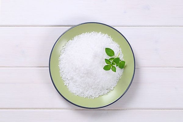 포토 JPG 해외이미지 그릇 재료 휴식 사람없음 스파 허브 피부관리 입욕소금 해외202004 해외202105 해외포토 식물 식기 컨셉 뷰티 미용용품 소금 파일형식