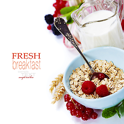 포토 JPG 해외이미지 실내 타이포그라피 사람없음 숟가락 우유 우유병 흰배경 산딸기 건강식 오트밀 크랜베리 카피스페이스 슈퍼푸드 귀리 해외202004 해외포토 문자 열매 음식 백그라운드 과일 병_용기 유제품 곡류 수저 내부 공백 흰색 건강식품 파일형식