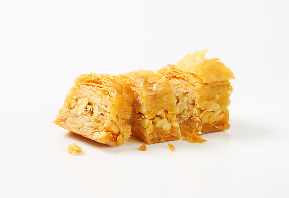 포토 JPG 해외이미지 스튜디오촬영 음식 조각 디저트 사람없음 견과류 달콤 가득함 호두 시럽 아몬드 꿀 캐슈넛 개암 바클라바 해외202004 해외202105 해외포토 열매 실내 맛 파일형식