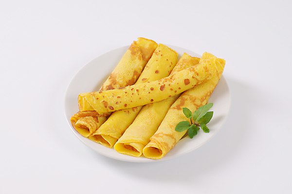 포토 JPG 해외이미지 접시 실내 사람없음 달콤 흰배경 말이 크레이프 해외202004 해외202105 해외포토 식기 백그라운드 디저트 내부 흰색 맛 파일형식