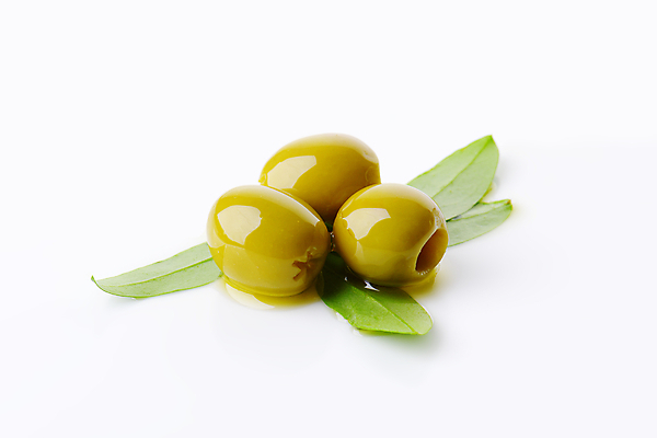 포토 JPG 해외이미지 스튜디오촬영 실내 사람없음 흰배경 올리브 올리브잎 올리브절임 해외202004 해외202105 해외포토 열매 백그라운드 잎 내부 흰색 절임 파일형식