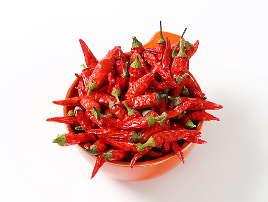 포토 JPG 해외이미지 그릇 실내 사람없음 흰배경 말린고추 해외202004 해외202105 해외포토 식기 백그라운드 고추 내부 흰색 파일형식