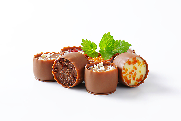 포토 JPG 해외이미지 스튜디오촬영 디저트 사람없음 초콜릿 여러개 달콤 흰배경 해외202004 해외202105 해외포토 음식 다수 백그라운드 실내 흰색 맛 파일형식