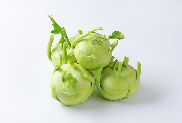 포토 JPG 해외이미지 스튜디오촬영 음식 채소 건강 사람없음 신선 흰배경 유기농 날것 숙성 식용 콜라비 세련 비건 해외202004 해외202105 해외포토 웰빙 백그라운드 실내 흰색 채식주의자 파일형식