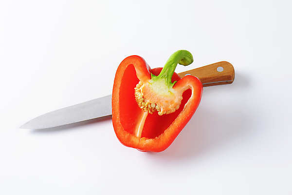 포토 JPG 해외이미지 단면 파프리카 실내 사람없음 흰배경 식칼 해외202004 해외202105 해외포토 백그라운드 채소 주방용품 내부 흰색 파일형식